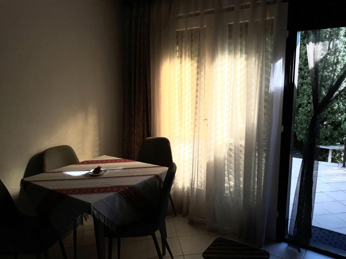 Retrovilla บาลาทอนเคเนเช ภายนอก รูปภาพ
